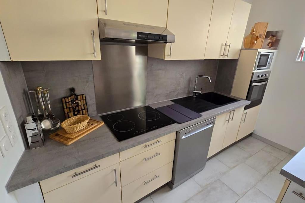 Apartamento Le Royal Billy Dreux Exterior foto
