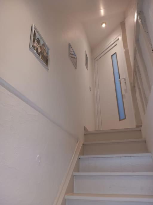 Apartamento Le Royal Billy Dreux Exterior foto